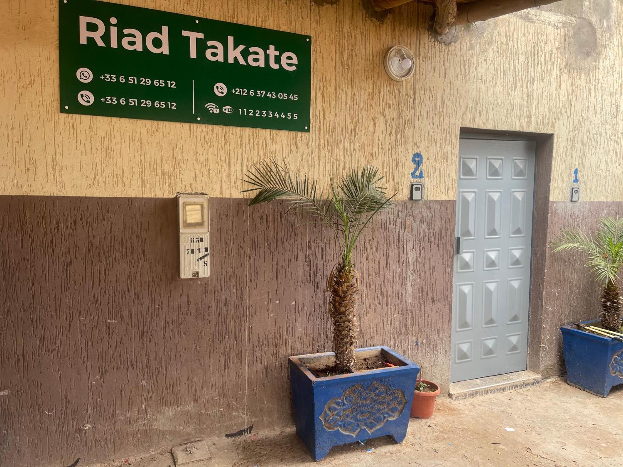 Riad Targante Takate 1 Sidi Bibi Esterno foto