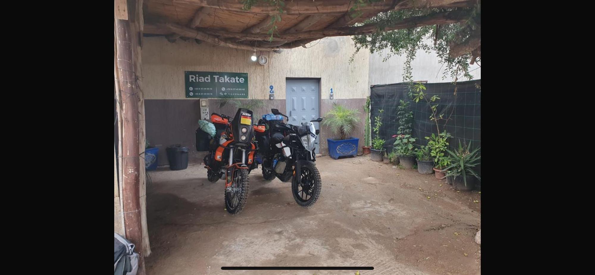 Riad Targante Takate 1 Sidi Bibi Esterno foto